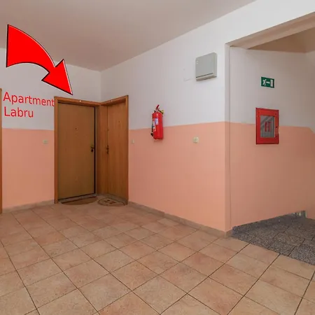 Labru Apartament Novi Vinodolski